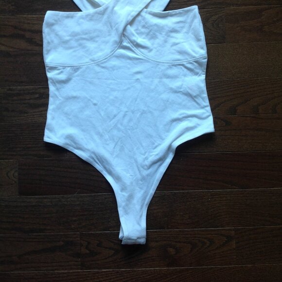 White criss cross bodysuit - Picture 4 of 6